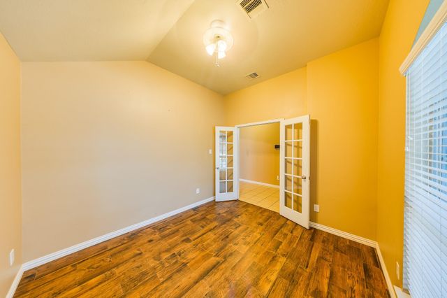 1127 Treasure Court, Baytown, TX 77521