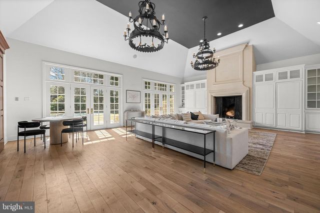 770 & 768 PARKES RUN LN, Villanova, PA 19085