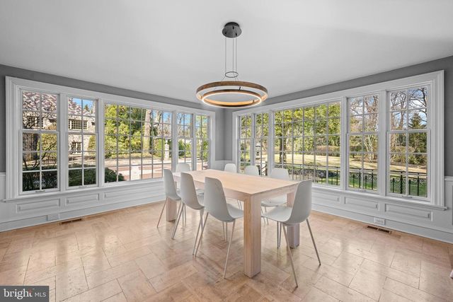 770 & 768 PARKES RUN LN, Villanova, PA 19085