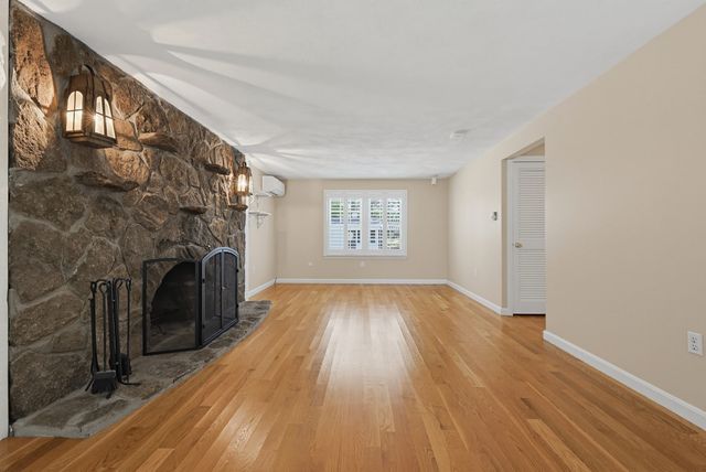 104 Glen Street, Natick, MA 01760
