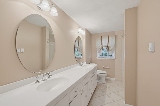 104 Glen Street, Natick, MA 01760