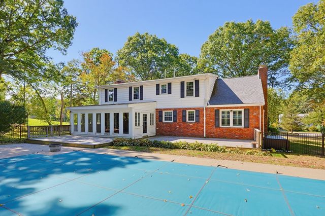 104 Glen Street, Natick, MA 01760