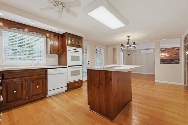 104 Glen Street, Natick, MA 01760