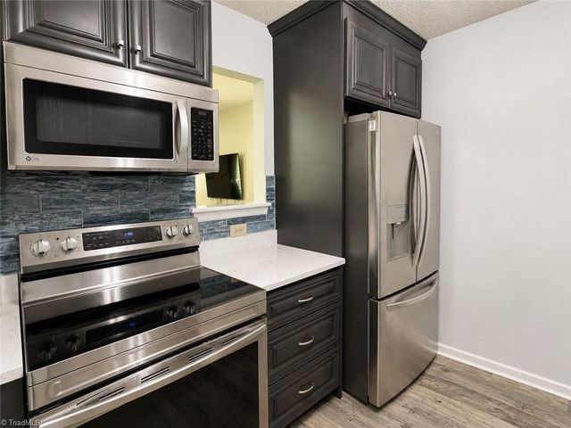 5519 Hornaday Road H, Greensboro, NC 27409