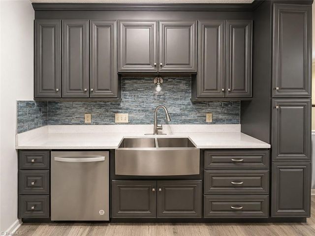 5519 Hornaday Road H, Greensboro, NC 27409