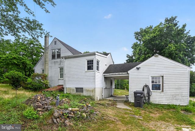 6587 MILLVILLE AVE, Mays Landing, NJ 08330
