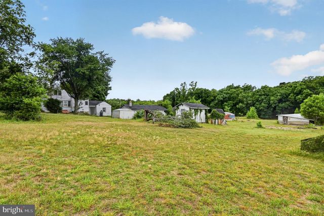 6587 MILLVILLE AVE, Mays Landing, NJ 08330