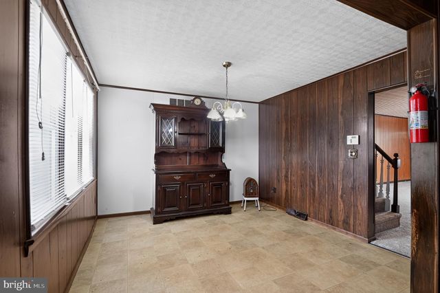 6587 MILLVILLE AVE, Mays Landing, NJ 08330