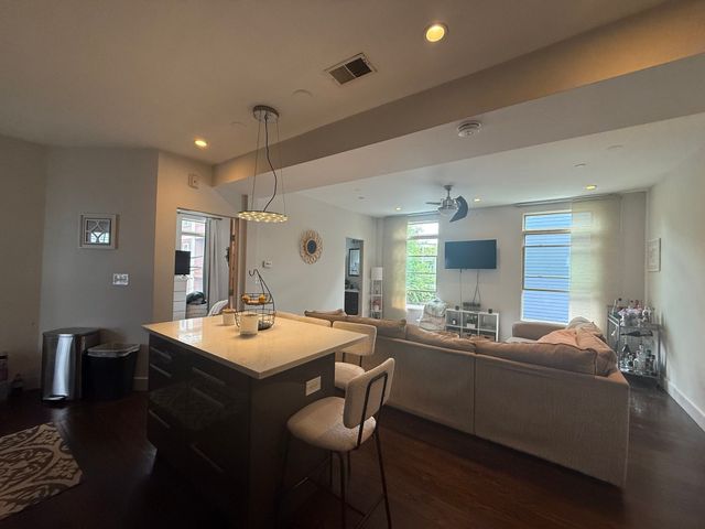 44 Saint Margaret St 3, Boston, MA 02125