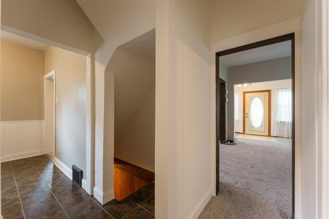 424 16th Avenue N, South Saint Paul, MN 55075