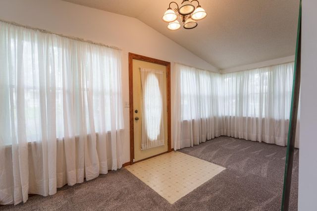424 16th Avenue N, South Saint Paul, MN 55075