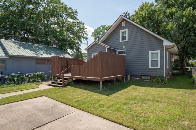 424 16th Avenue N, South Saint Paul, MN 55075