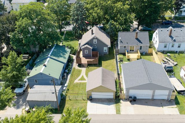 424 16th Avenue N, South Saint Paul, MN 55075