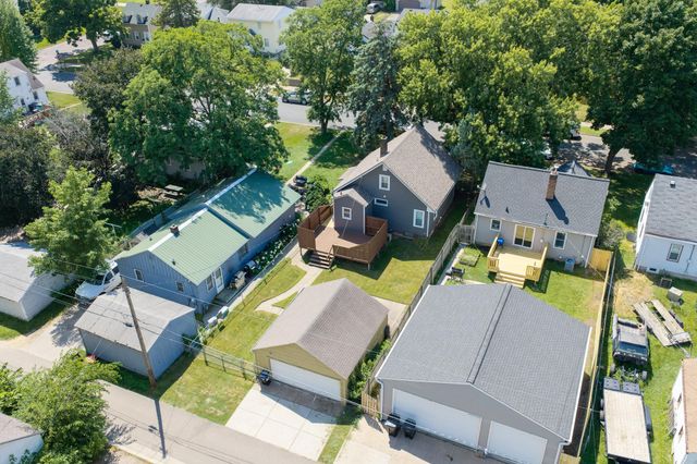 424 16th Avenue N, South Saint Paul, MN 55075