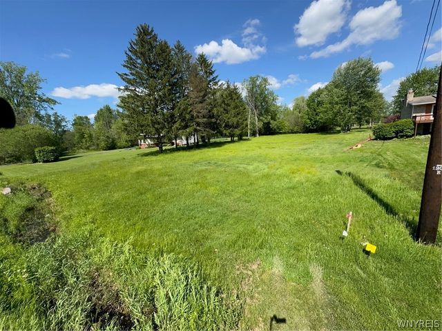 1325 New Road, Amherst, NY 14228