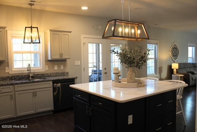 410 W Huckleberry Way, Rocky Point, NC 28457