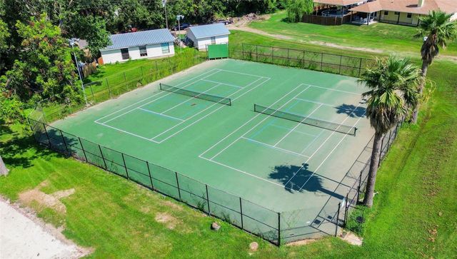 445 Carolcrest Lane 312, Livingston, TX 77351