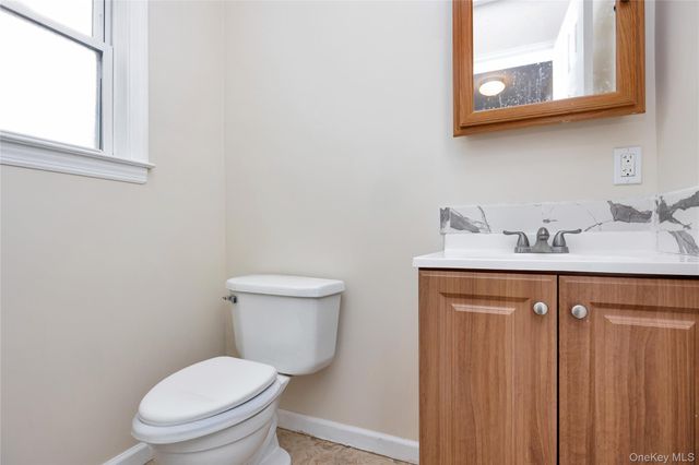 59 Oak Street, Amityville, NY 11701