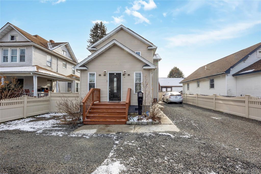 59 Oak Street, Amityville, NY 11701