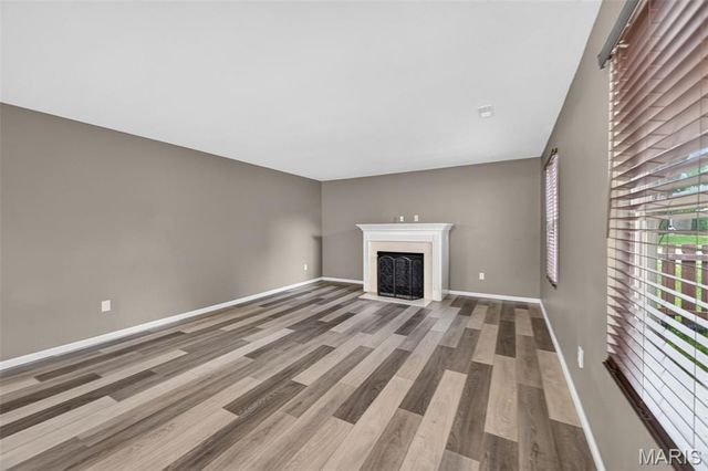 1400 Royal Forest Drive, Mascoutah, IL 62258