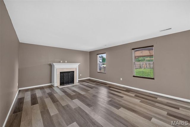1400 Royal Forest Drive, Mascoutah, IL 62258