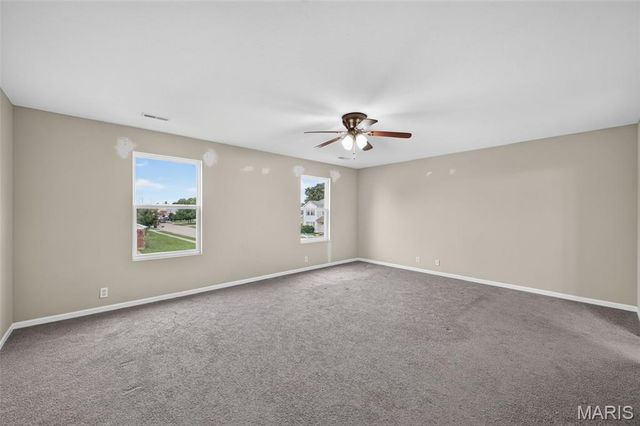 1400 Royal Forest Drive, Mascoutah, IL 62258