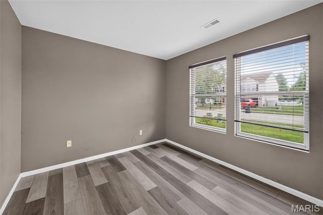 1400 Royal Forest Drive, Mascoutah, IL 62258