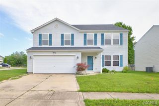 1400 Royal Forest Drive, Mascoutah, IL 62258