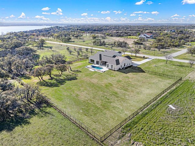 10516 Fleming Pointe Drive, Fort Worth, TX 76179
