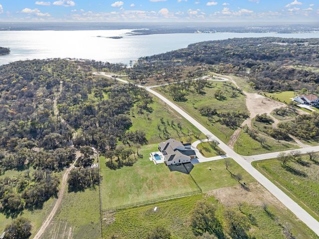 10516 Fleming Pointe Drive, Fort Worth, TX 76179