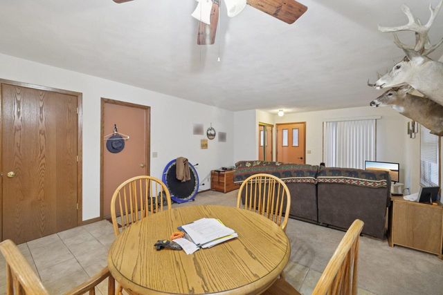 105-107 W Garfield Street, Mount Horeb, WI 53572