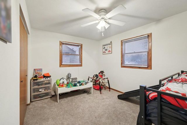 105-107 W Garfield Street, Mount Horeb, WI 53572