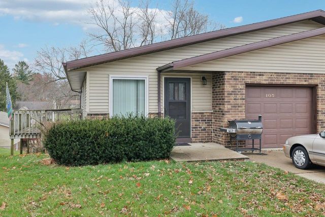 105-107 W Garfield Street, Mount Horeb, WI 53572