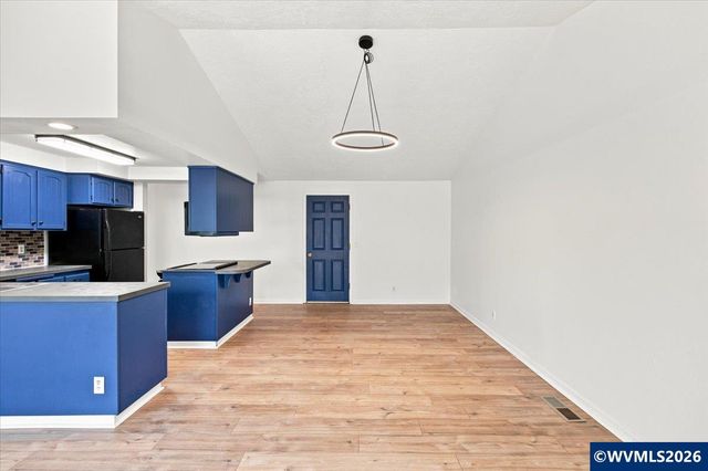 5365 Pike Cir S, Salem, OR 97304