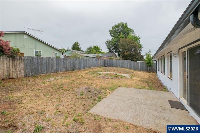 5365 Pike Cir S, Salem, OR 97304