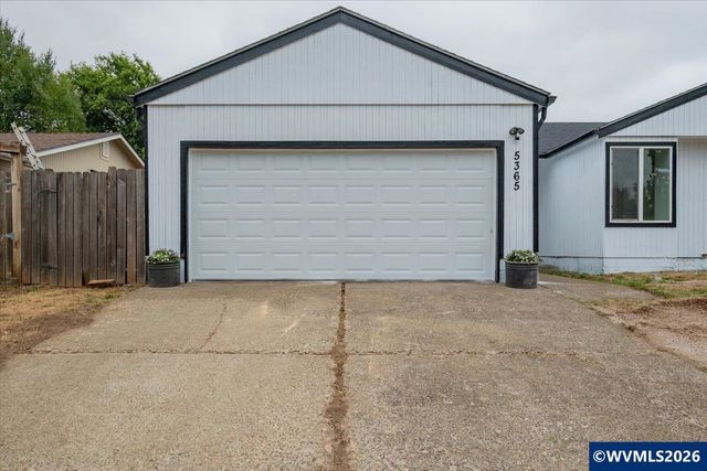 5365 Pike Cir S, Salem, OR 97304