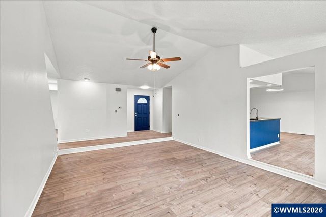 5365 Pike Cir S, Salem, OR 97304