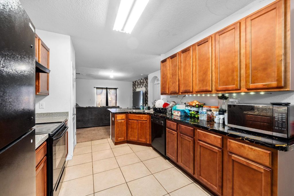 Image 12 of property listing at 6304 RED HERRING DRIVE, Winter Haven, FL 33881