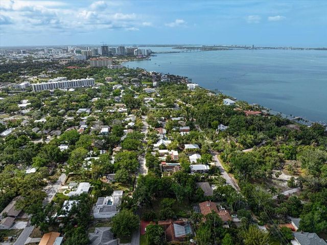 2403 HICKORY AVENUE, Sarasota, FL 34234