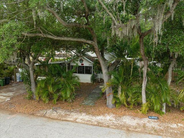 2403 HICKORY AVENUE, Sarasota, FL 34234