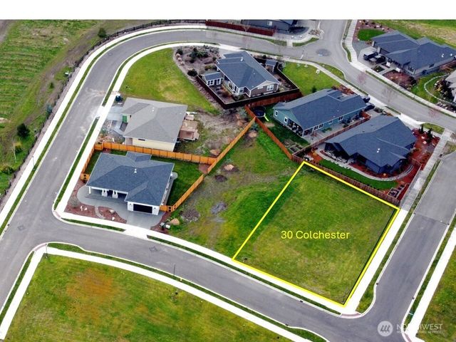 30 Colchester Street, Sequim, WA 98382