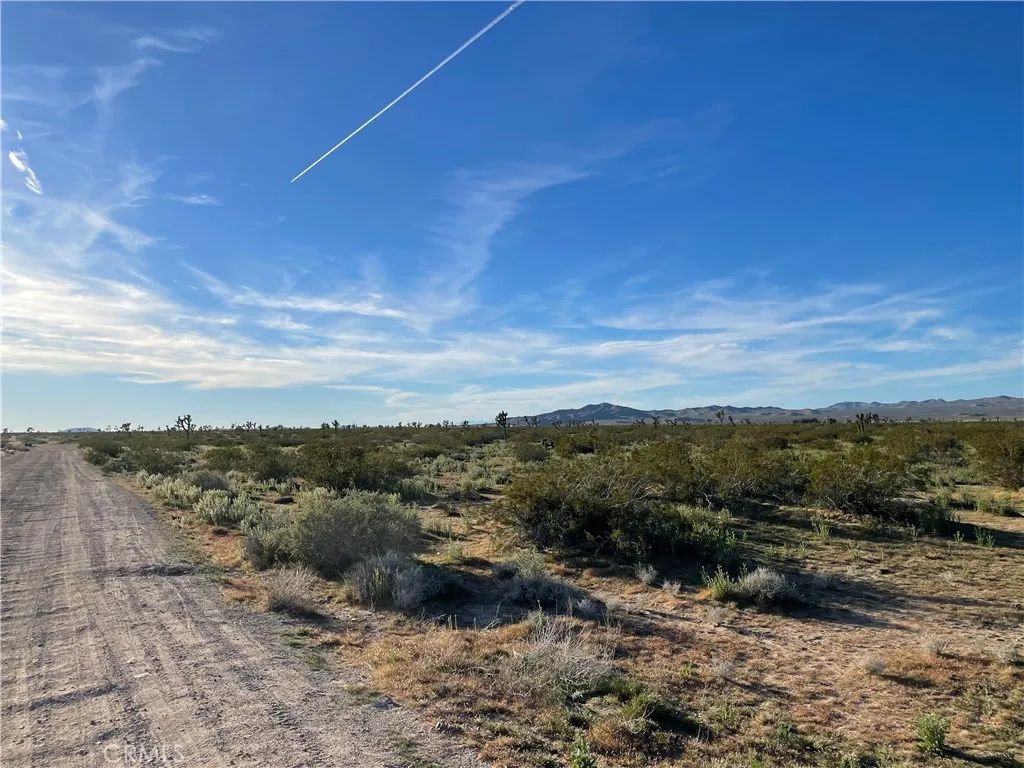 0 Chamberlain, Adelanto, CA 92311