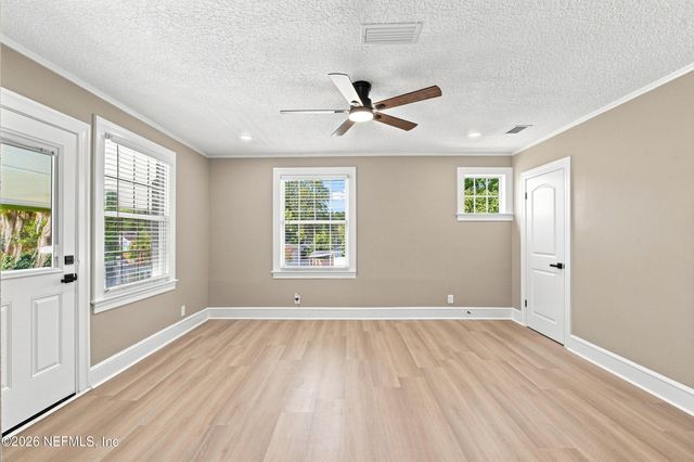 2329 BELOTE Place, Jacksonville, FL 32207