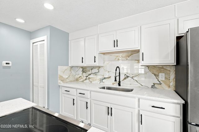 2329 BELOTE Place, Jacksonville, FL 32207