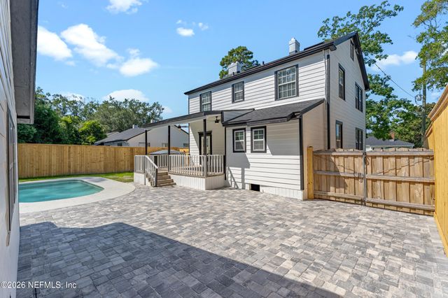 2329 BELOTE Place, Jacksonville, FL 32207