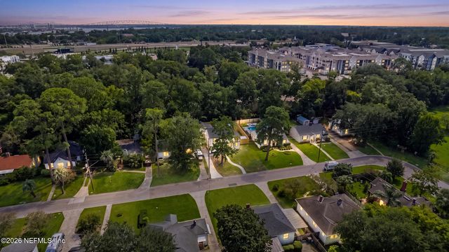 2329 BELOTE Place, Jacksonville, FL 32207