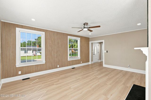 2329 BELOTE Place, Jacksonville, FL 32207