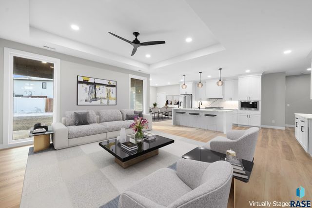 6105 W 54th St Street, Sioux Falls, SD 57107