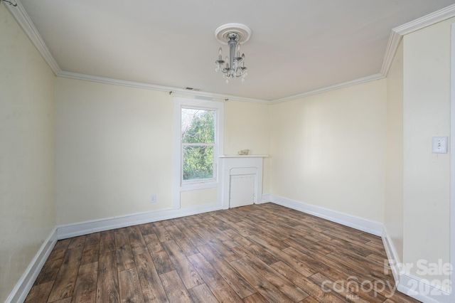 329 W Main Street, Lincolnton, NC 28092