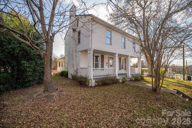 329 W Main Street, Lincolnton, NC 28092
